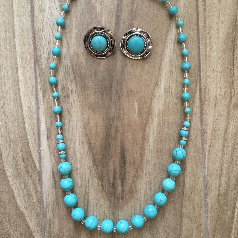 Vintage blue lucite beaded necklace on Classic Round Earrings Turquoise 3PCS Set